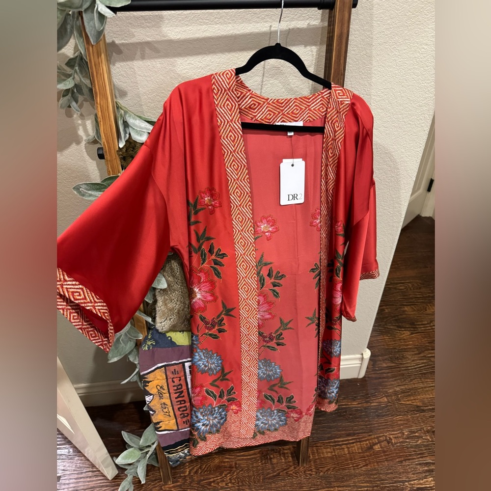 Coral floral Kimono by DR2- L/XL